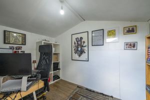 Photo 16- click for photo gallery